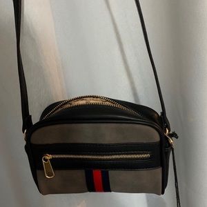 Vici small crossbody purse by Mioda Luze